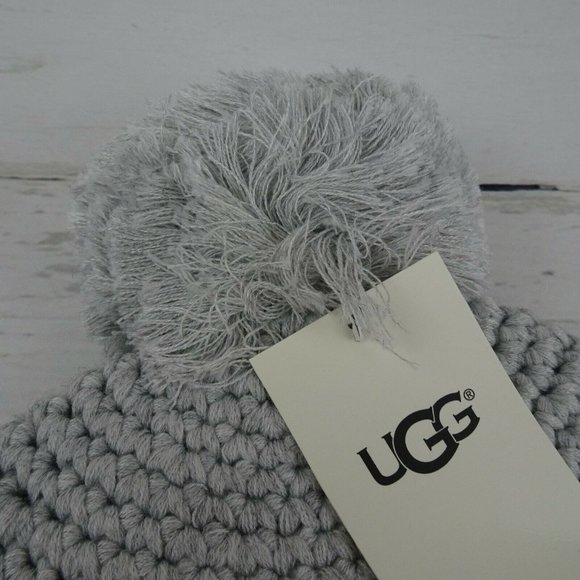 New UGG Pom Pom Knit Beanie Women's Men's Unisex Wool-Blend Logo OS Heather Grey - Picture 6 of 10